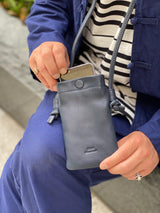 【FIT】WATERPROOFレザー ネックポーチ SKB-021FT6