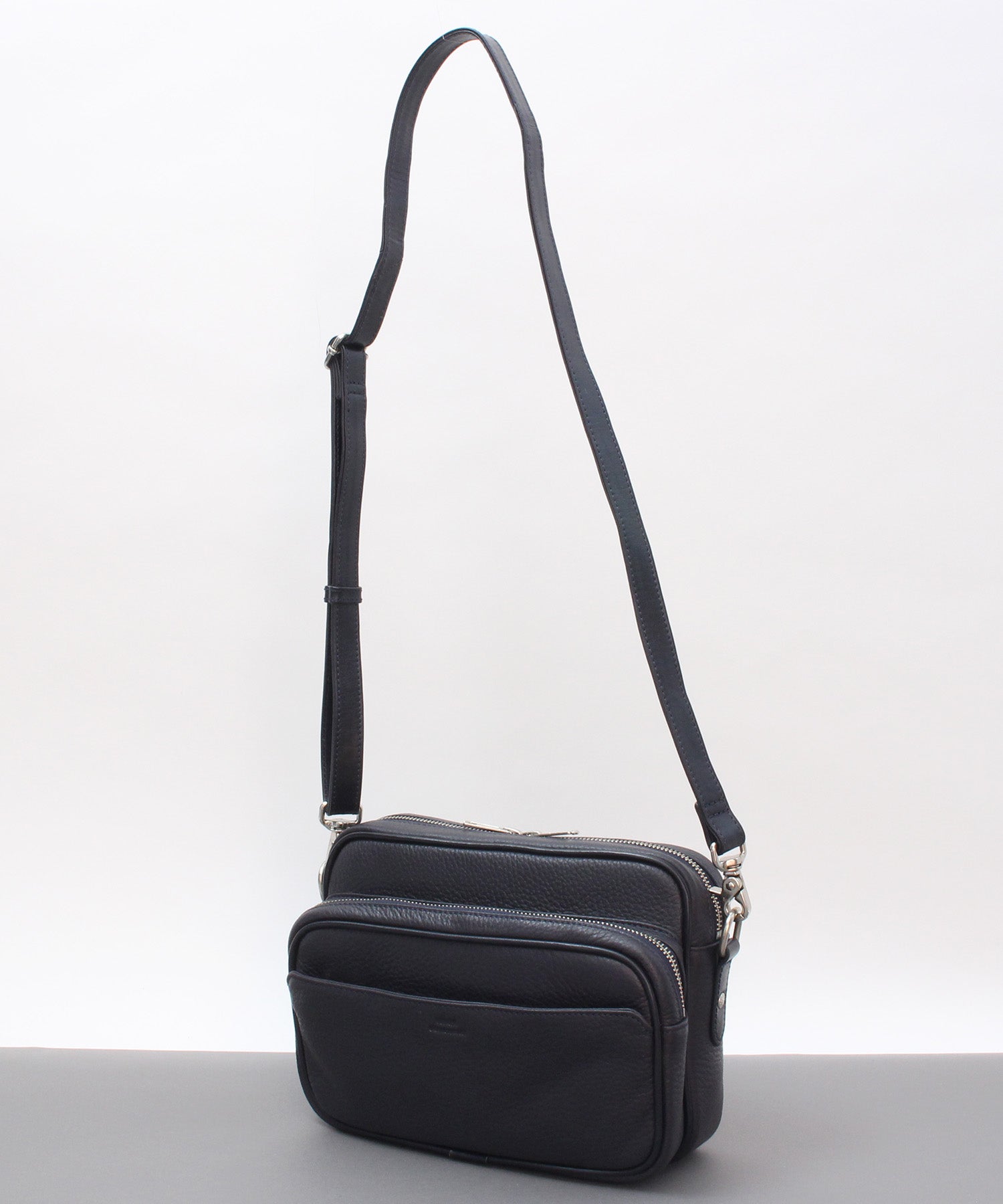 SHOULDER BAG – SEEKER