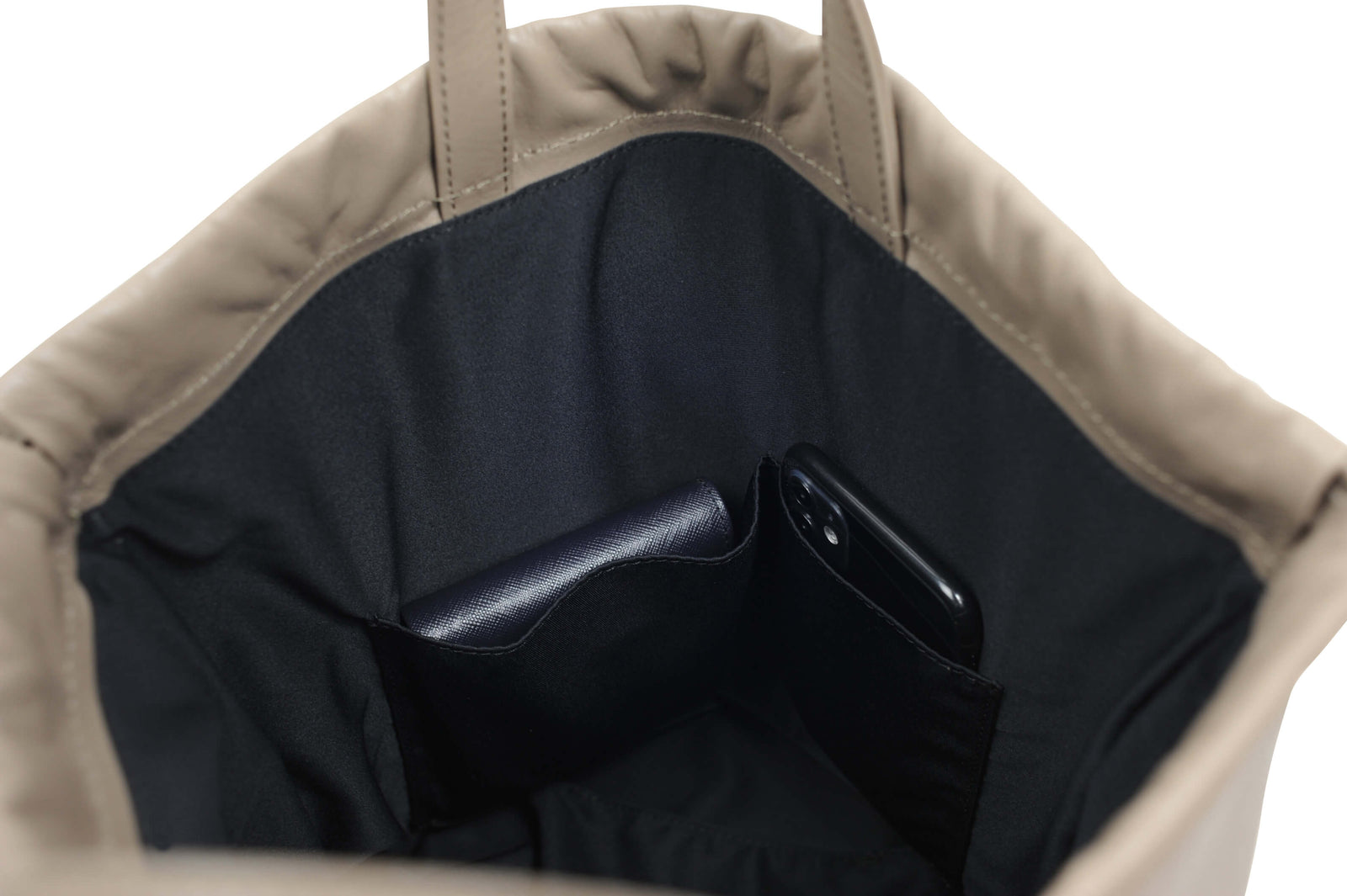 ラブブ　巾着　グレー FIT】WATERPROOFレザー 2WAY巾着バッグS SKB-021FT3 – SEEKER